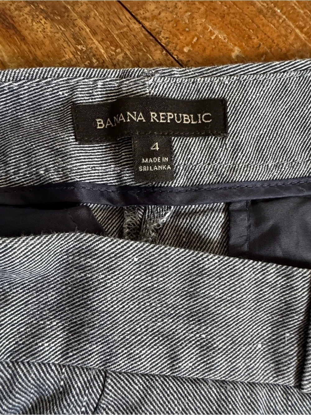 Avery Banana Republic size 4 Crop Pants